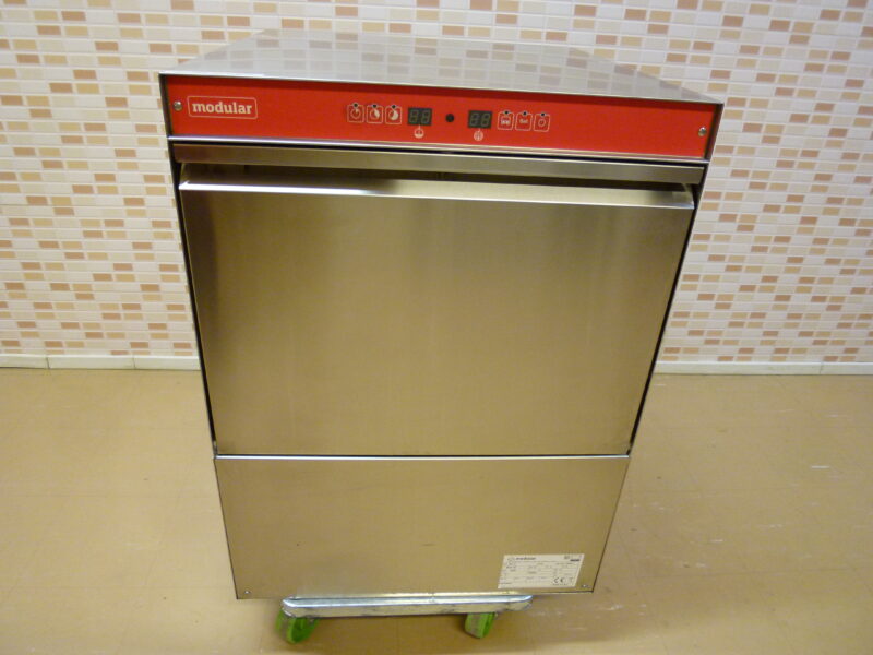 Modular astianpesukone